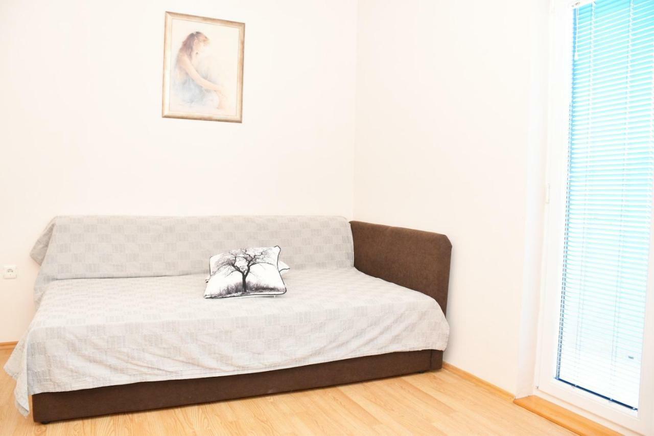 Apartmani Niko 1 Radovin Eksteriør billede